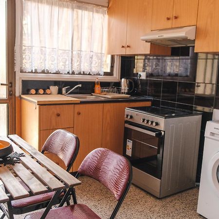 Serenityone - Centrally Located One Bedroom Apt Aya Napa Dış mekan fotoğraf