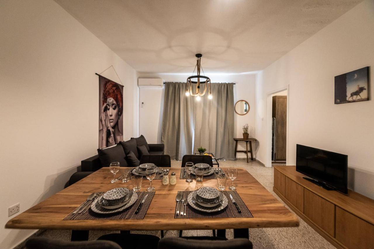 Serenityone - Centrally Located One Bedroom Apt Aya Napa Dış mekan fotoğraf