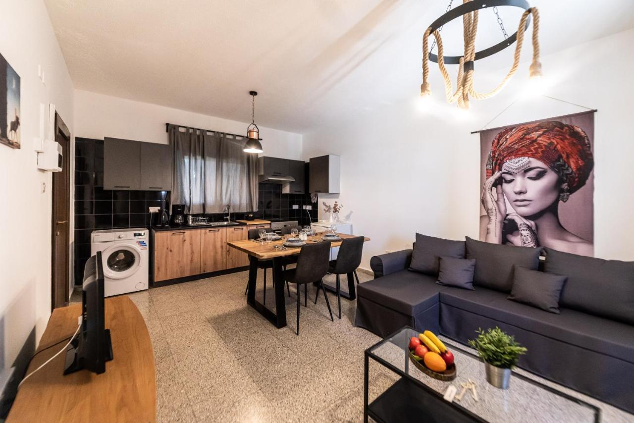 Serenityone - Centrally Located One Bedroom Apt Aya Napa Dış mekan fotoğraf