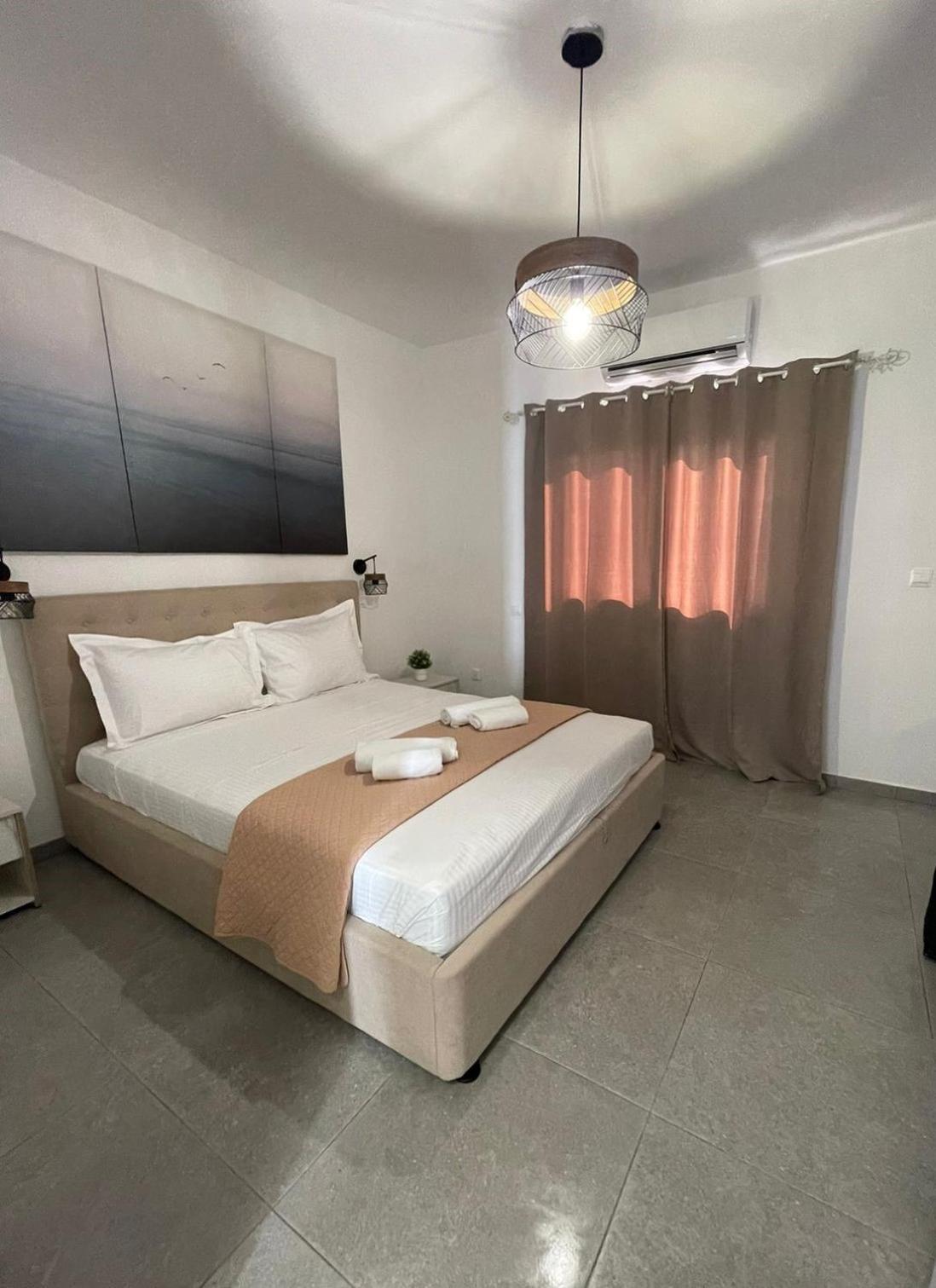 Serenityone - Centrally Located One Bedroom Apt Aya Napa Dış mekan fotoğraf
