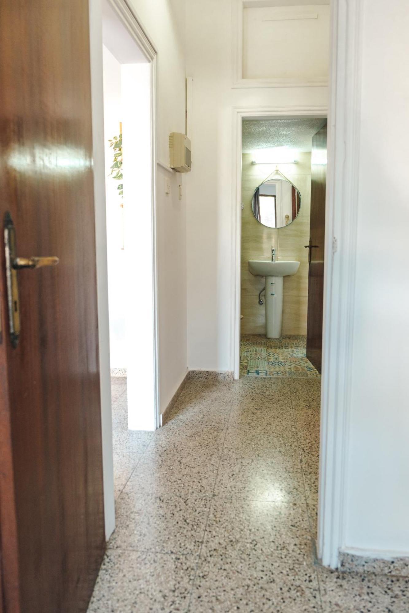 Serenityone - Centrally Located One Bedroom Apt Aya Napa Dış mekan fotoğraf