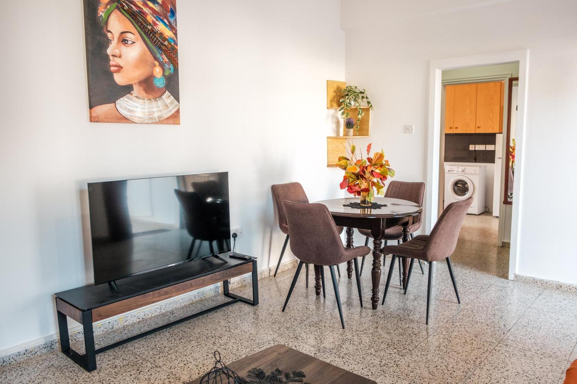 Serenityone - Centrally Located One Bedroom Apt Aya Napa Dış mekan fotoğraf
